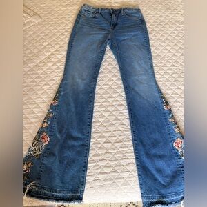 Driftwood Women's Blue Embroidered Flare Jeans W28